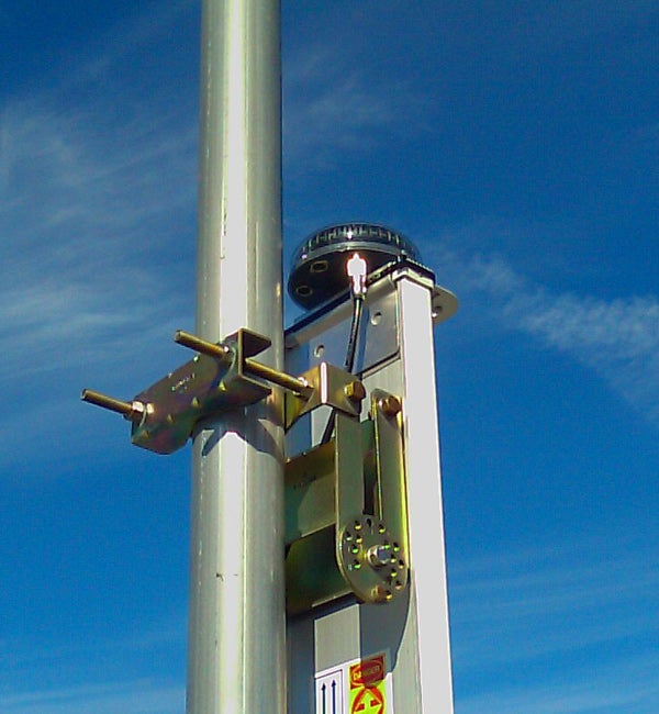 Fallstudie: GORE<sup>®</sup> Protective Vents verbessern die Überwachung der Antennenjustierung, indem sie Kondensation verhindern